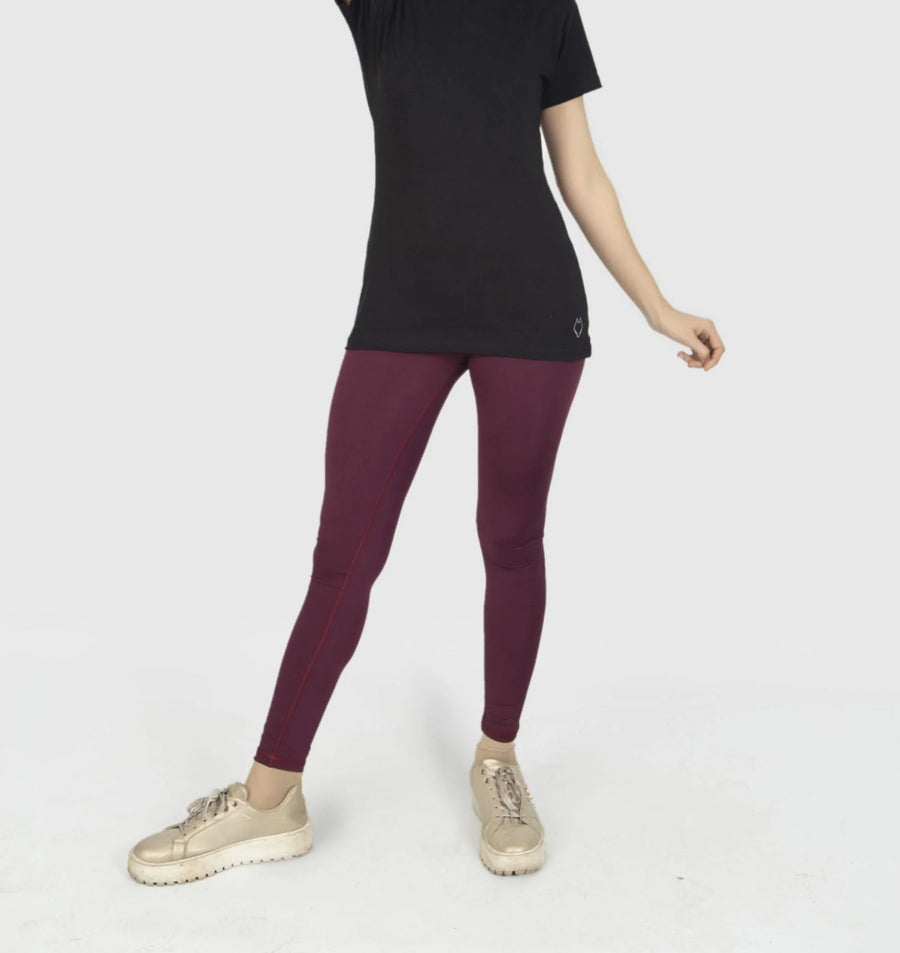 Essential Womens Tee (BLK) - Alpha Kleid